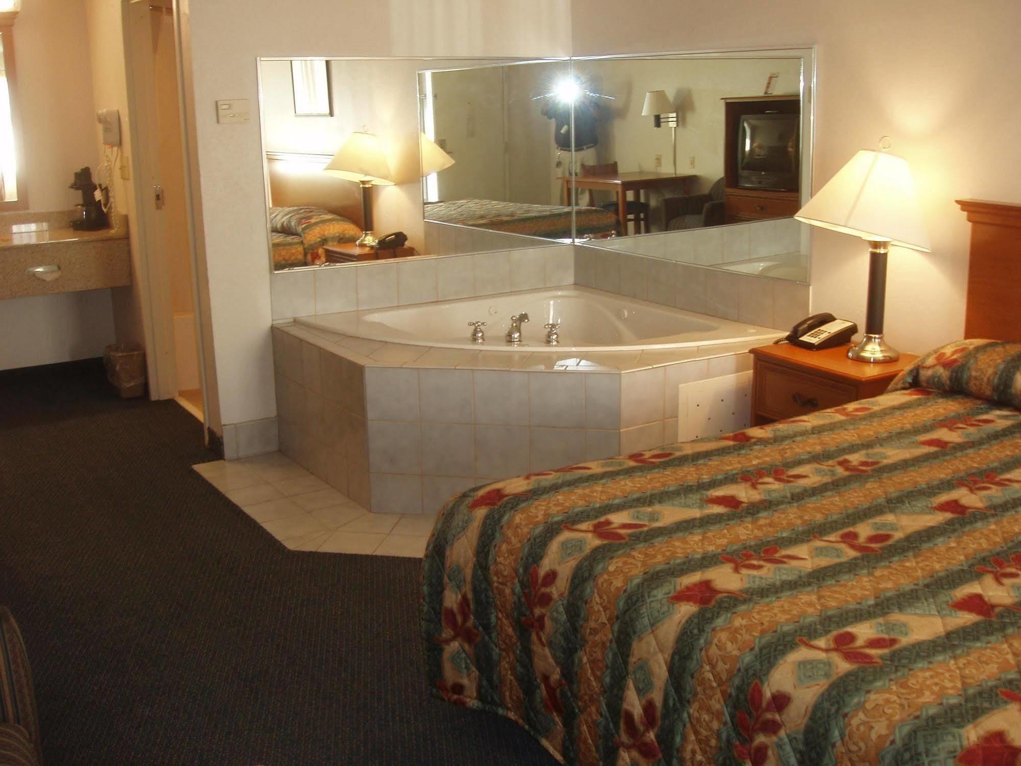 Kozy Inn Columbus Luaran gambar